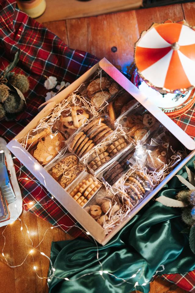 Confezione di biscotti assortiti